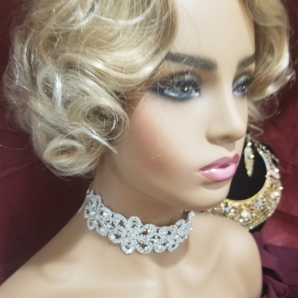 Silver Plated Rhinestone Statement Choker - Picture 5 of 8